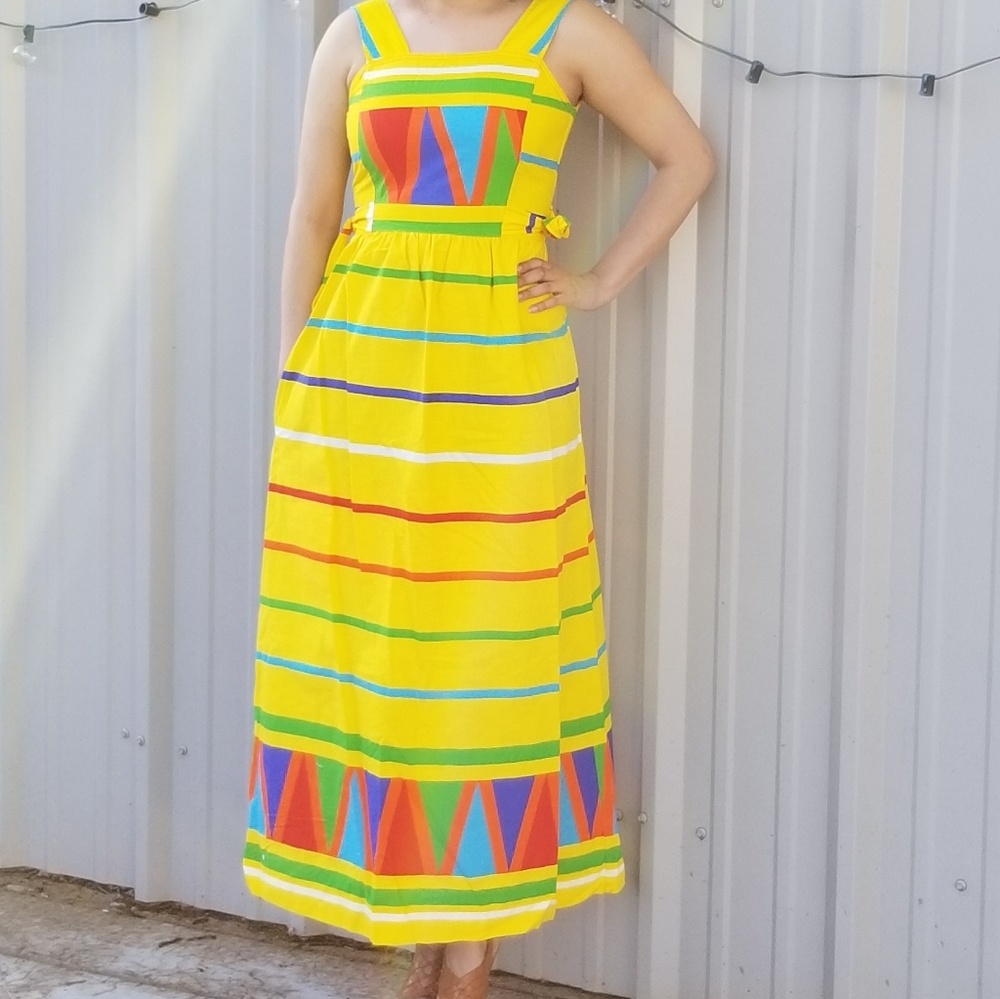 Dream Away vintage yellow stripped dress